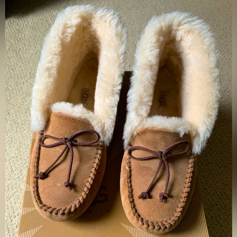 UGG Alena slippers